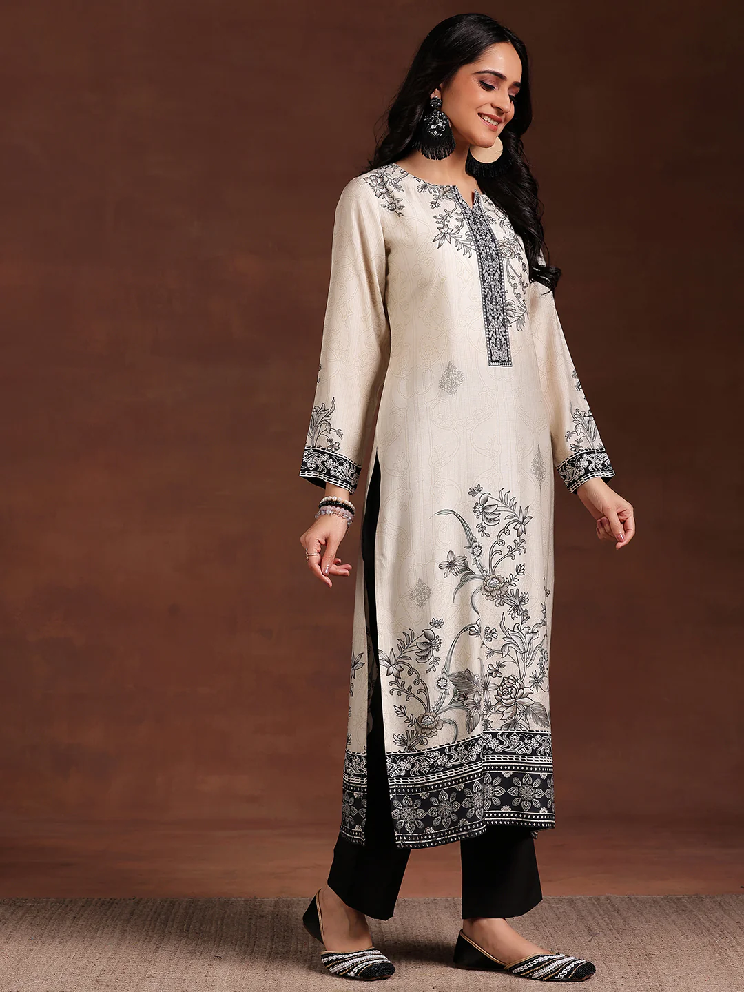 Monochrome Printed Silk Blend Straight Suit With Dupatta - Image 3
