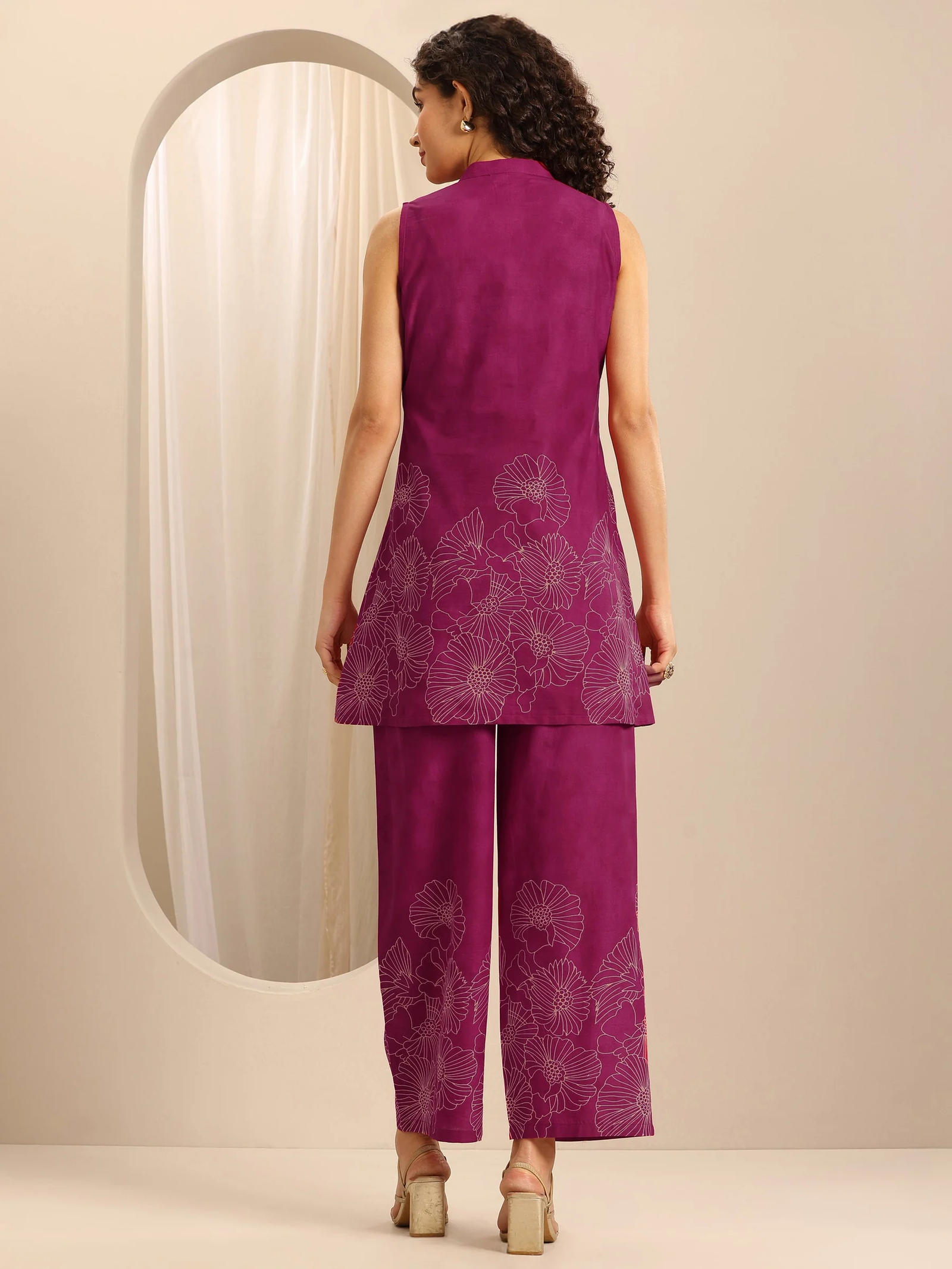 Pink Printed Cotton Blend A-line Kurta Co-Ords Sets - Image 4