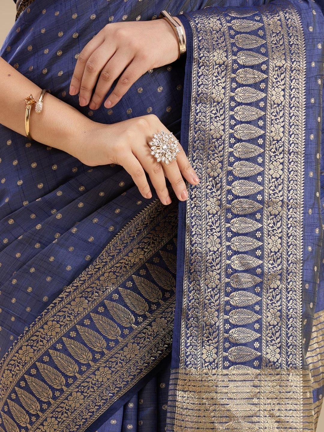 Navy Blue Kanjivaram Silk Saree - Image 5
