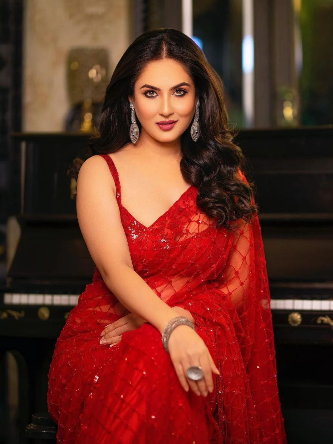 Scarlet Diva Designer Sequin Saree - Image 2