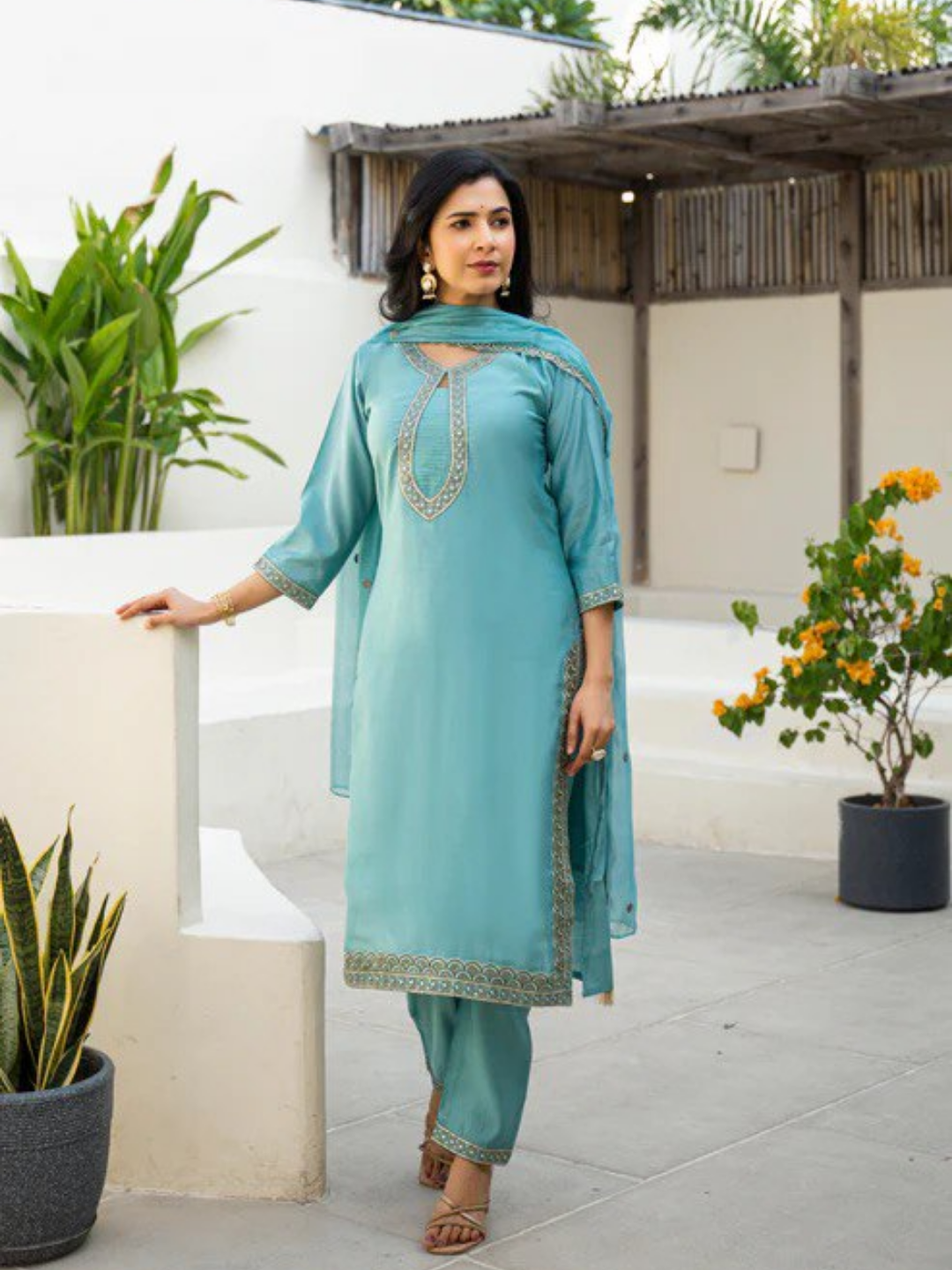 Fountain Blue Embroidered Roman Silk Kurta & Pant Set with Dupatta - Image 4